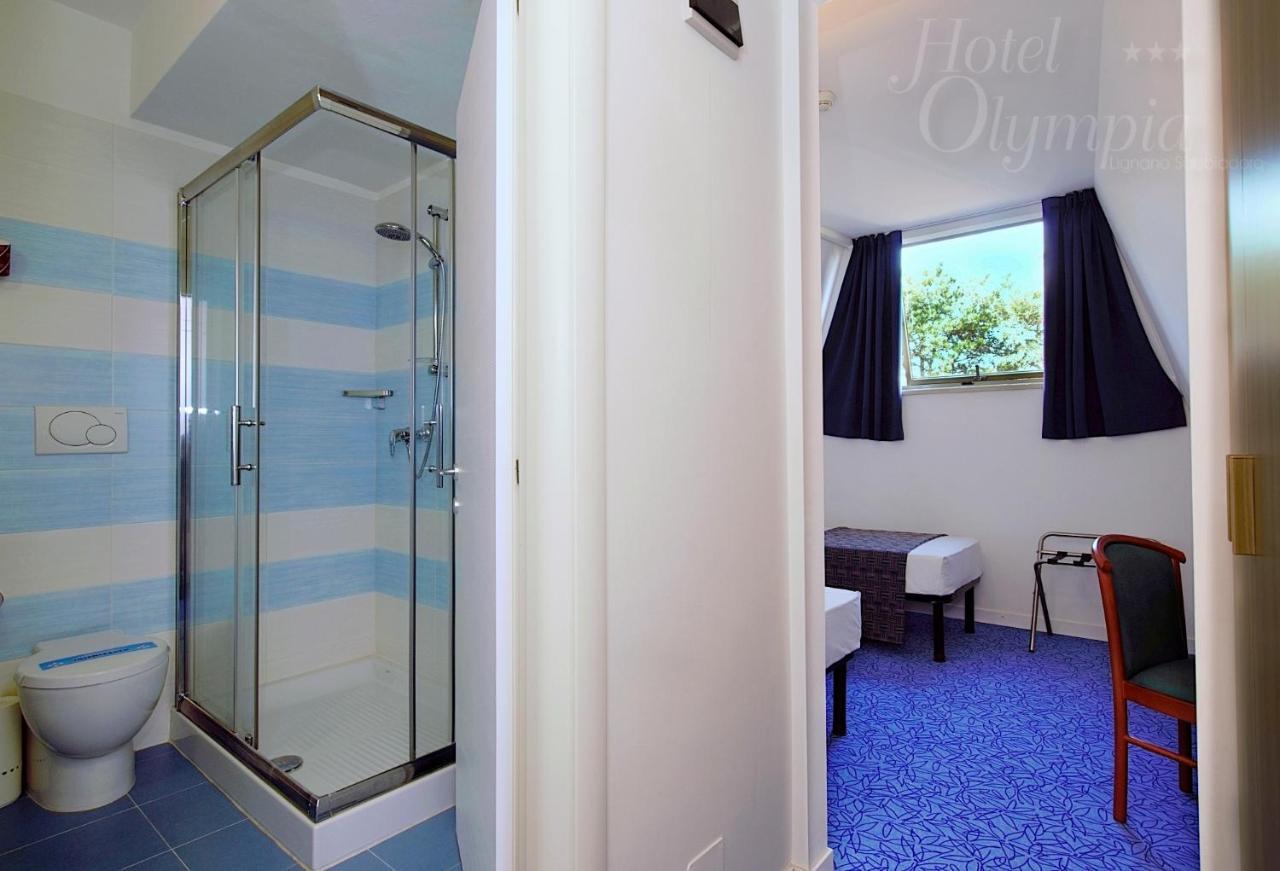Hotel Olympia Lignano Sabbiadoro Bagian luar foto