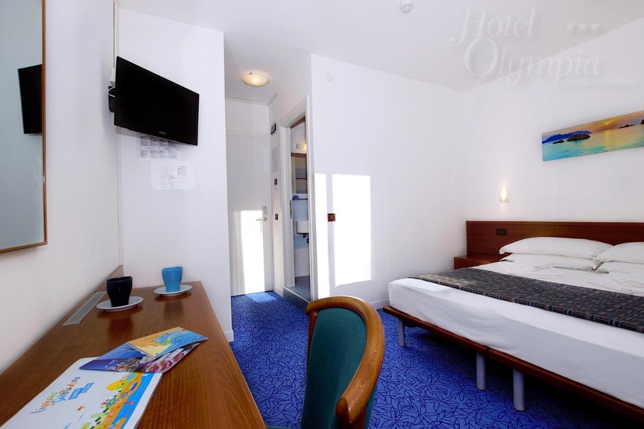 Hotel Olympia Lignano Sabbiadoro Bagian luar foto