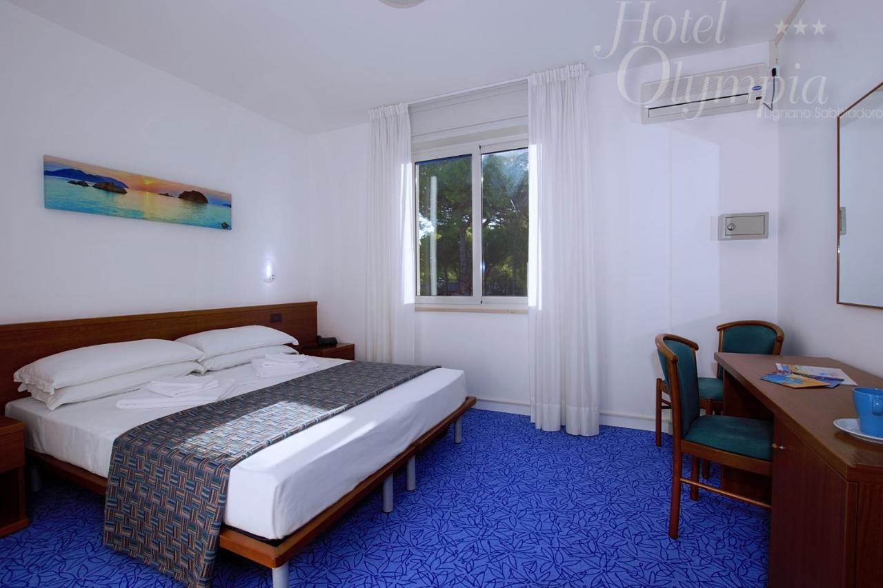 Hotel Olympia Lignano Sabbiadoro Bagian luar foto