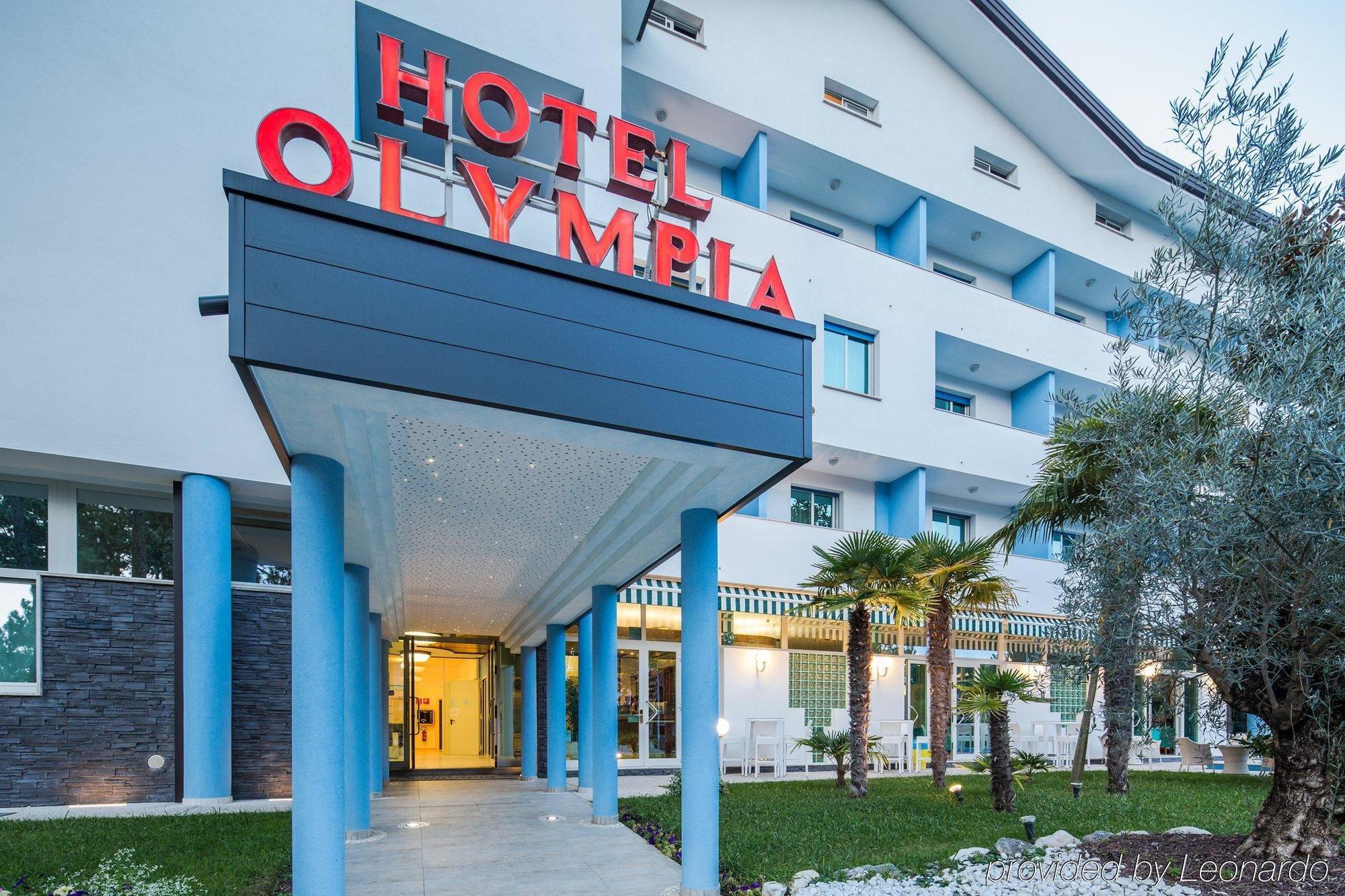 Hotel Olympia Lignano Sabbiadoro Bagian luar foto